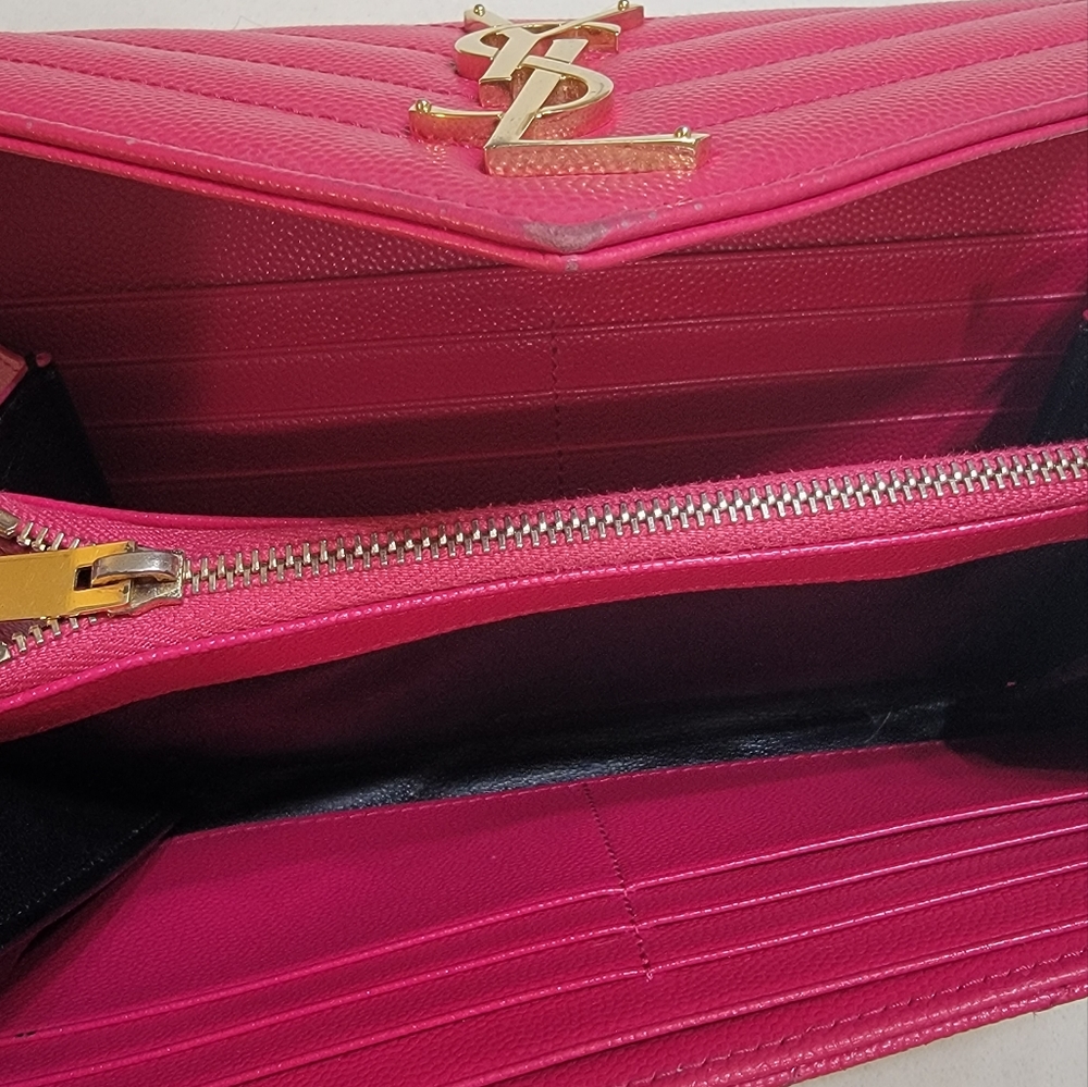 Yves Saint Laurent Matelasse Flap Wallet - Picture 3 of 13